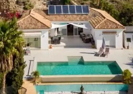 Casa Sierra, A Stunning Spanish Rural Retreat Granada
